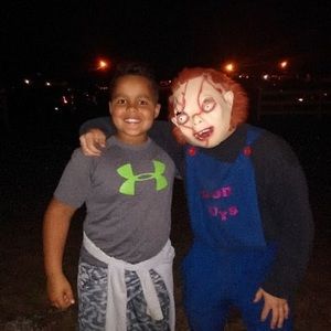 Meet your Posher, Avery